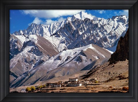 Framed India, Ladakh, Bodh Kharbu, Srinagar-Leh road Print