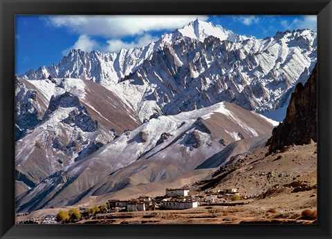 Framed India, Ladakh, Bodh Kharbu, Srinagar-Leh road Print