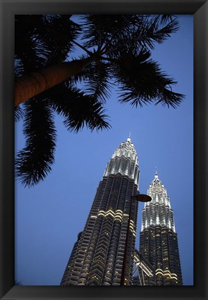 Framed Malaysia, Petronas Twin Towers, Modern buildings Print