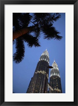 Framed Malaysia, Petronas Twin Towers, Modern buildings Print