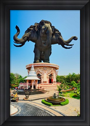 Framed Giant three headed elephant, the Erawan Museum in Samut Prakan, Bangkok, Thailand Print