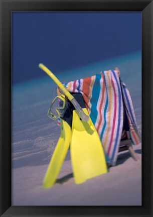 Framed Indian Ocean, Maldive islands, Snorkel gear Print