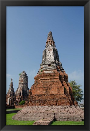 Framed Wat Chaiwatthanaram Buddhist monastery, Chedi and Prang temples, Bangkok, Thailand Print