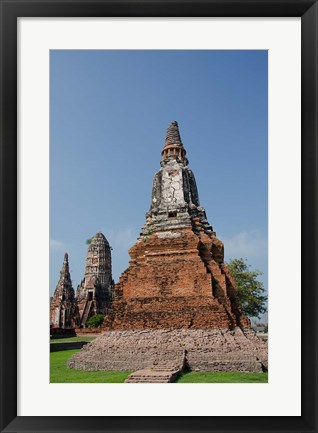 Framed Wat Chaiwatthanaram Buddhist monastery, Chedi and Prang temples, Bangkok, Thailand Print