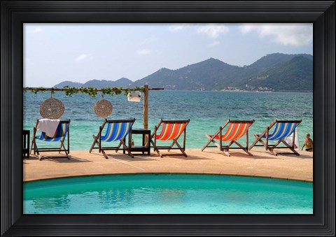 Framed Swimming pool, Gulf of Thailand at Chaweng beach, Ko Samui, Thailand Print