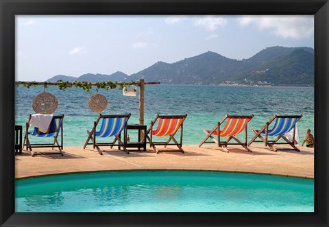 Framed Swimming pool, Gulf of Thailand at Chaweng beach, Ko Samui, Thailand Print