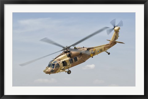 Framed Sikorsky UH-60 Black Hawk Yanshuf of the Israeli Air Force Print