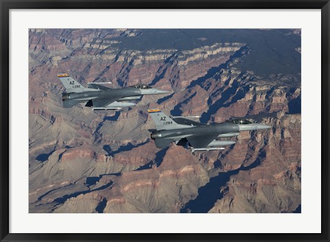 Framed F-16&#39;s fly in formation near the Grand Canyon, Arizona Print
