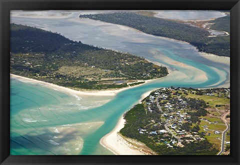 Framed Moulting Lagoon, Great Oyster Bay, Freycinet, Australia Print