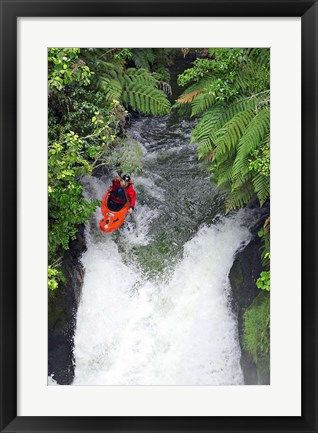 Framed Kayak in Tutea&#39;s Falls, Okere River, New Zealand Print