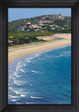 Framed Australia, Whitsunday, Bowen, King&#39;s Beach coastline Print