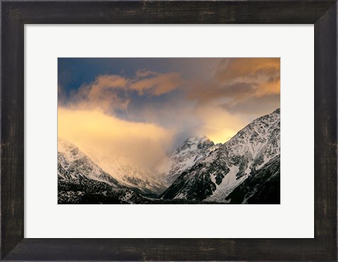 Framed Sunrise at Aoraki Mount Cook, New Zealand Print