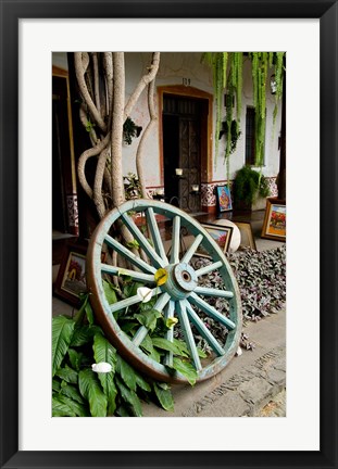 Framed Wagon Wheel, La Posada De Don Rodrigo Hotel, Antigua, Guatemala Print