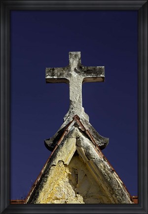 Framed Old cross atop mausoleum, Necropolis Colon, in Vedado, Havana, Cuba Print