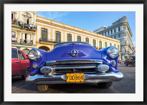 Framed 1950&#39;s era car parked on street in Havana Cuba Print