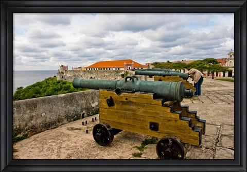 Framed Fortress de San Carlos de la Cabana, Havana, Cuba Print