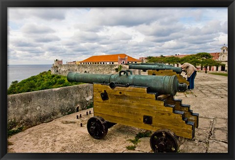 Framed Fortress de San Carlos de la Cabana, Havana, Cuba Print