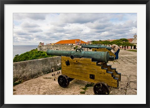 Framed Fortress de San Carlos de la Cabana, Havana, Cuba Print