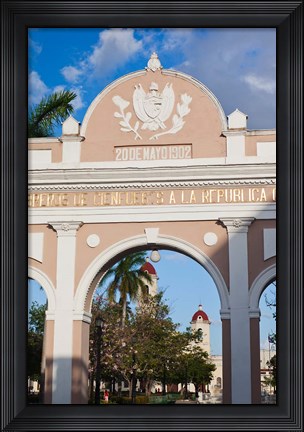 Framed Cuba, Parque Jose Marti, Close up of Arco de Triunfo Print