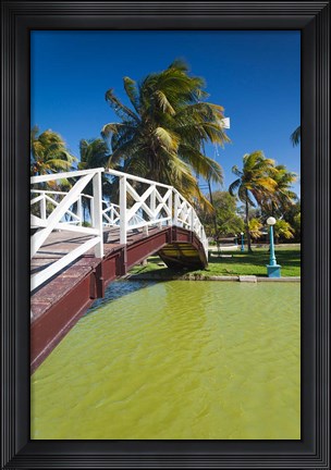Framed Cuba, Matanzas, Varadero, Parque Josone park bridge Print