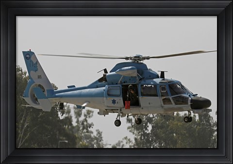 Framed AS-565 Atalef of the Israeli Air Force in a rescue demonstration Print