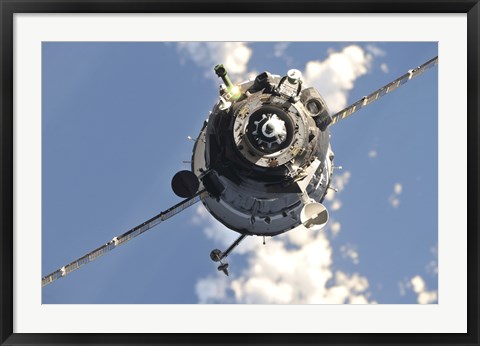 Framed Soyuz TMA-20 Spacecraft Print