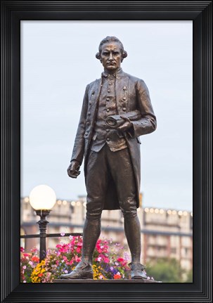 Framed British Columbia, Victoria, Captain James Cook Statue Print