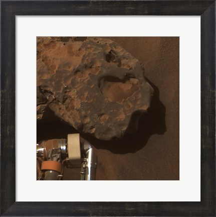 Framed Close-up view of the Mars meteorite Known as Oilean Ruaidh Print