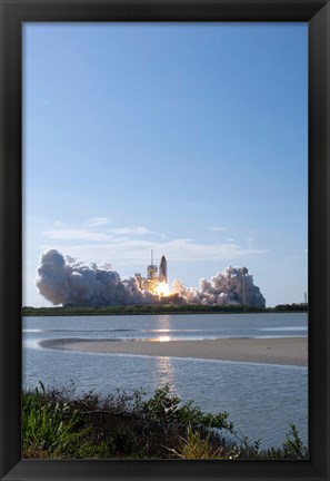 Framed Space Shuttle Discovery Lifts Off Print