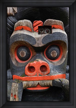 Framed First Nation Totem Pole, Thunderbird Park, Victoria, Vancouver, British Columbia, Canada Print