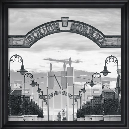 Framed South Street (b/w) Print