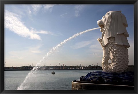 Framed Singapore Merlion statue in the Merlion Park Print