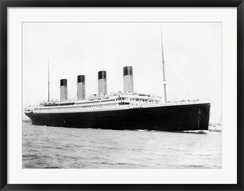 Framed RMS Titantic Departing Southampton Print