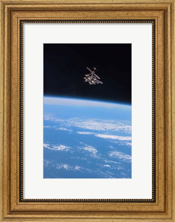Framed Russia&#39;s Mir Space Station Print