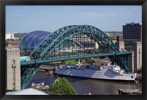 Framed Tyne Bridge and The Sage, Newcastle on Tyne, Tyne and Wear, England Print