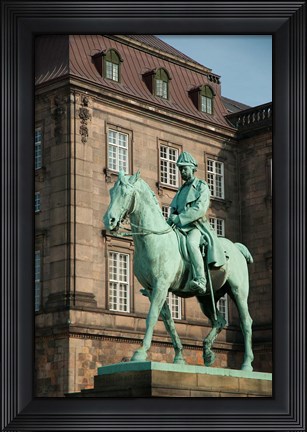 Framed King Christian IX Statue Print