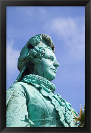 Framed Statue of Queen Sophie Amalie Print