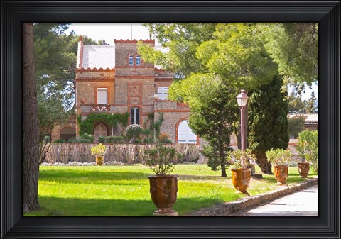 Framed Chateau Vannieres, La Cadiere d&#39;Azur Print