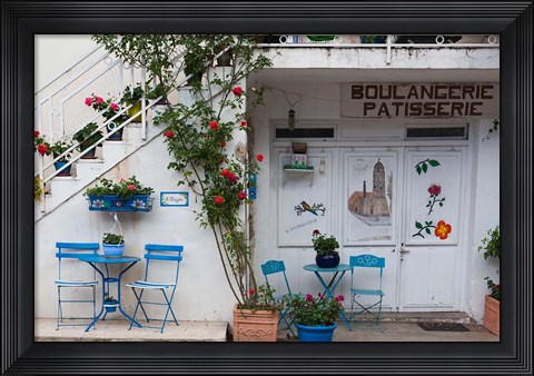 Framed Prunelli di Fiumorbo Courtyard Print