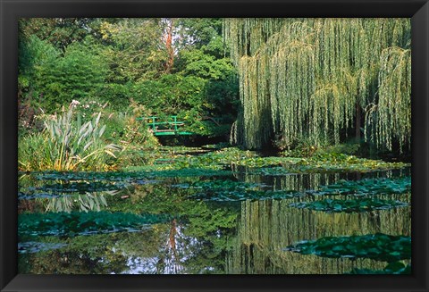 Framed Claude Monet&#39;s Garden Pond in Giverny, France Print