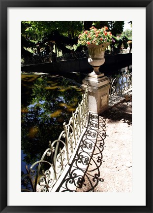 Framed Fontaine de Medicis, Medicis&#39; Fountain Print