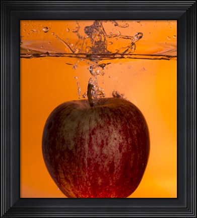 Framed Apple Underwater I Print
