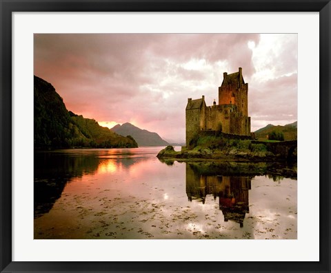 Framed Eilean Donan, Scotland Print