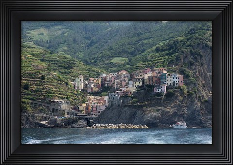 Framed Manarola, Riomaggiore, La Spezia, Liguria, Italy Print