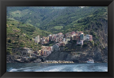 Framed Manarola, Riomaggiore, La Spezia, Liguria, Italy Print