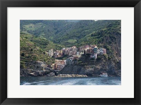 Framed Manarola, Riomaggiore, La Spezia, Liguria, Italy Print