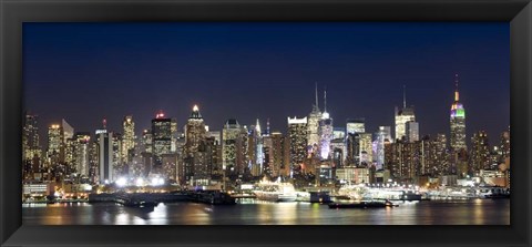 Framed Hudson River at Dusk, Manhattan, New York City Print