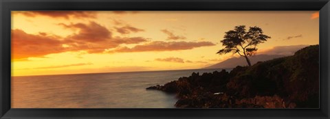 Framed Wailea Point, Maui, Hawaii Print