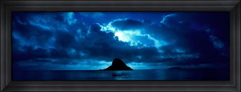 Framed Chinaman&#39;s Hat, Oahu, Hawaii Print