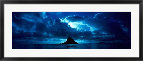 Framed Chinaman&#39;s Hat, Oahu, Hawaii Print